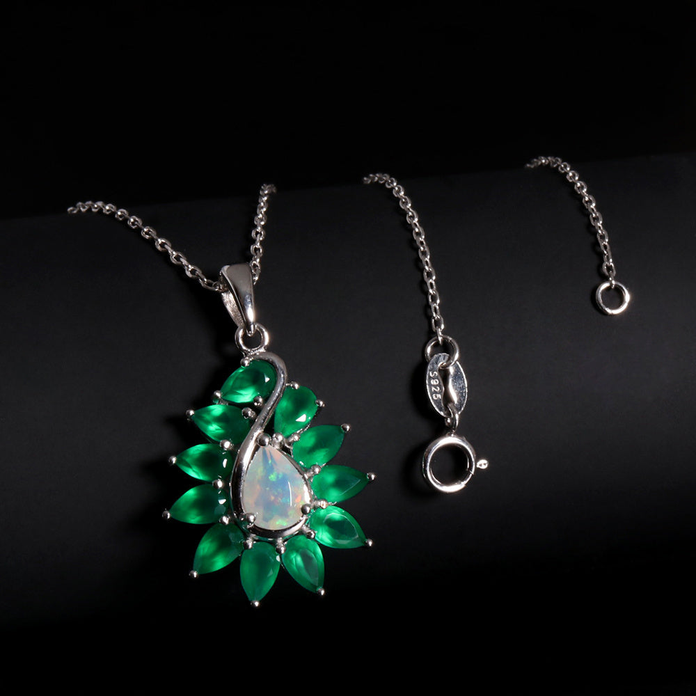 ‘Finley’ Pear Opal Agate Leaf Pendant – with clasp