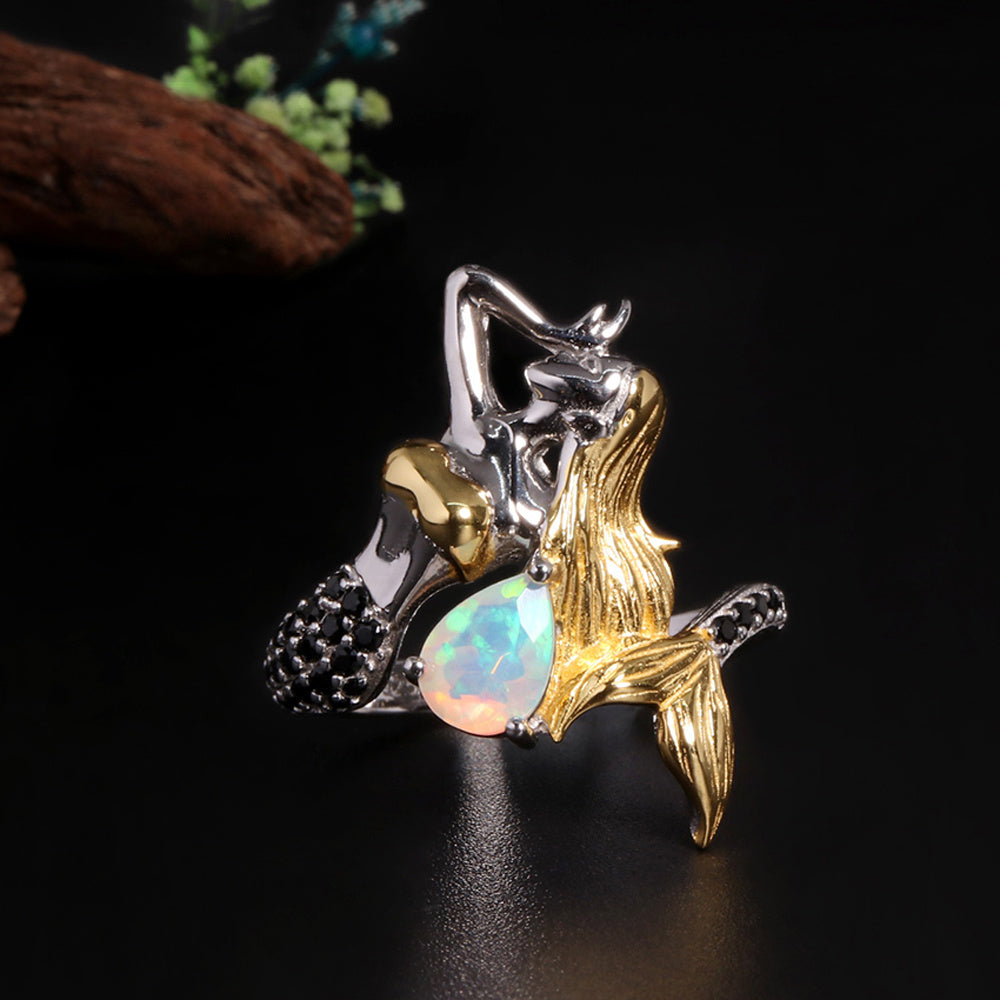 ‘Airlie’ Pear Opal Mermaid Ring – front close up