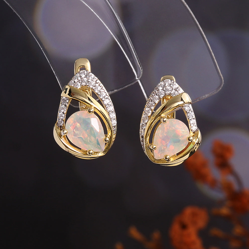 ‘Paisley’ Pear Opal Swirl Halo Set – earrings on stand